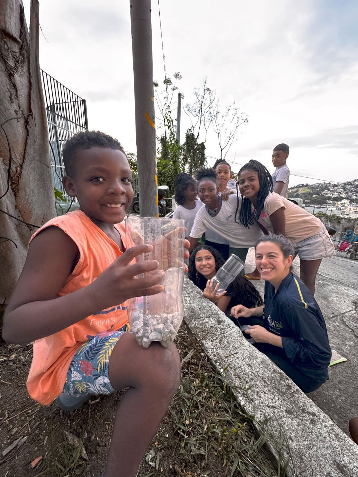 Time brasileiro do SailGP conecta vela e impacto social no Rio